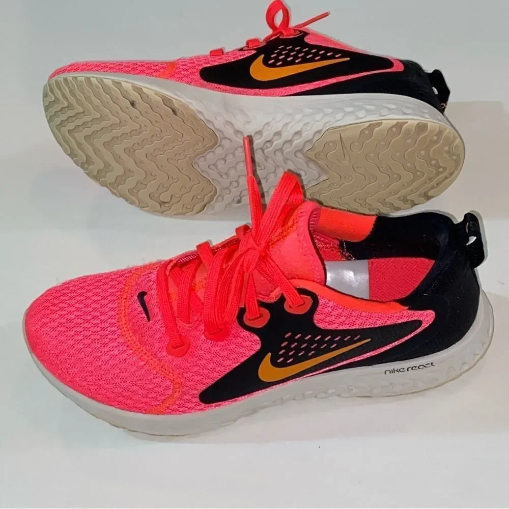 Nike Legend React Women Running Gym Shoes Lava Red AA1626-603 Size 8.5 U S